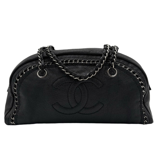 Chanel Luxe Ligne Bowler Bag-Black