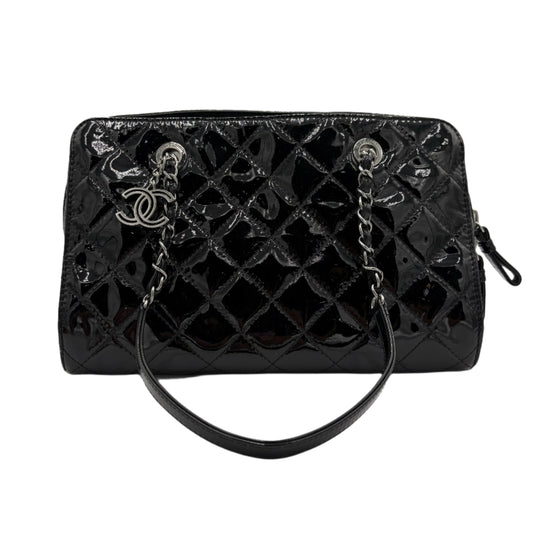 Chanel Patent zip Shopping Bag-Black