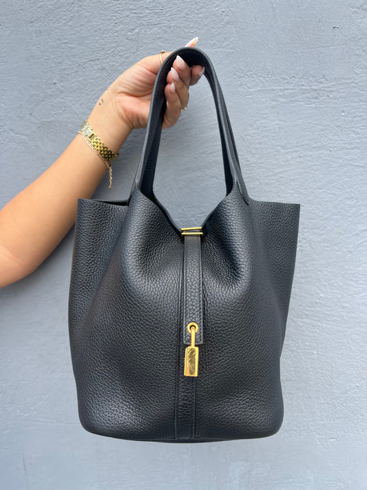 2020 Hermes Black Clemence Picotin Gold Hardware