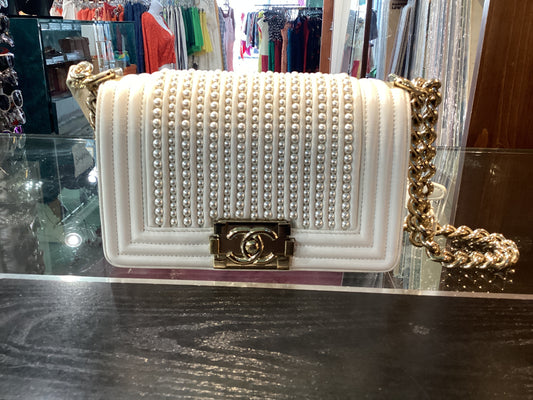 2019/2020 Chanel Pearl Boy Bag